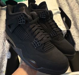 Jordan 4 Black Cats (10.5)