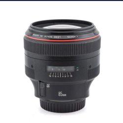 Canon 85mm Lens F1.2