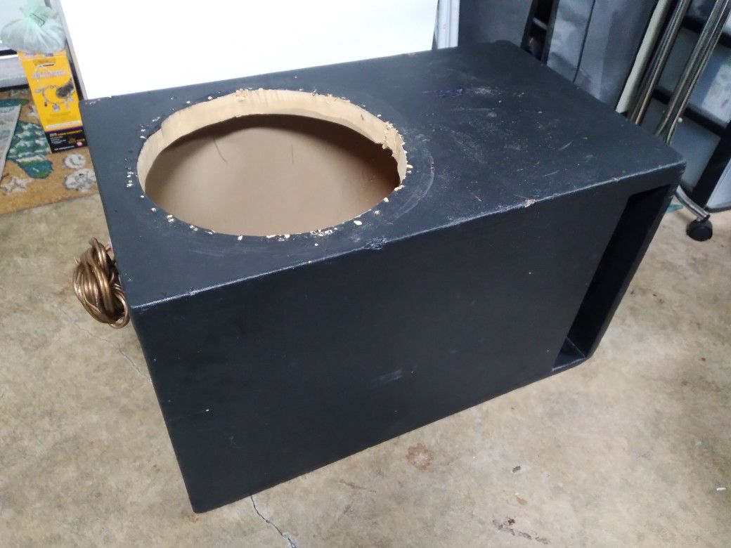 Custome Ported Box Size Fifteen Inch 31x 18.5x 18.5