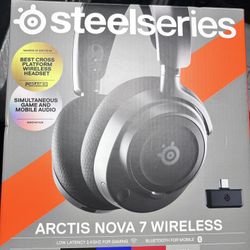 Steel Series, Headphones