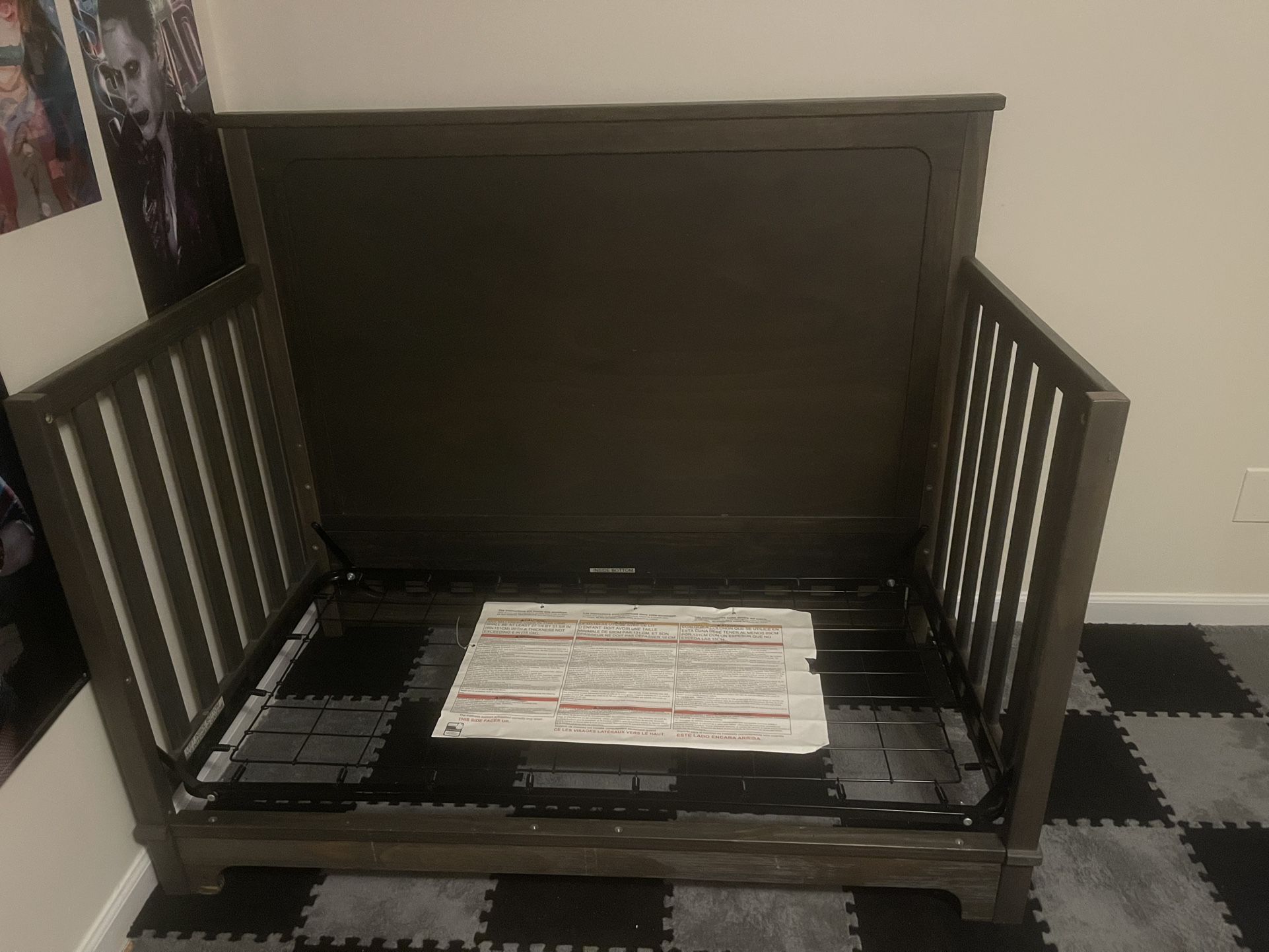 Baby crib