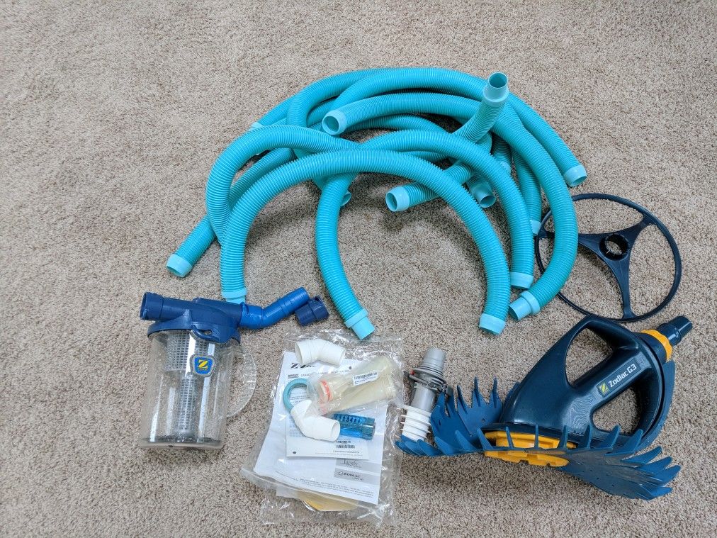 Zodiac Barracuda G3 Pool Automatic Pool Vacuum, CLC500 Leaf Canister & Miliard Cleaning Attachment