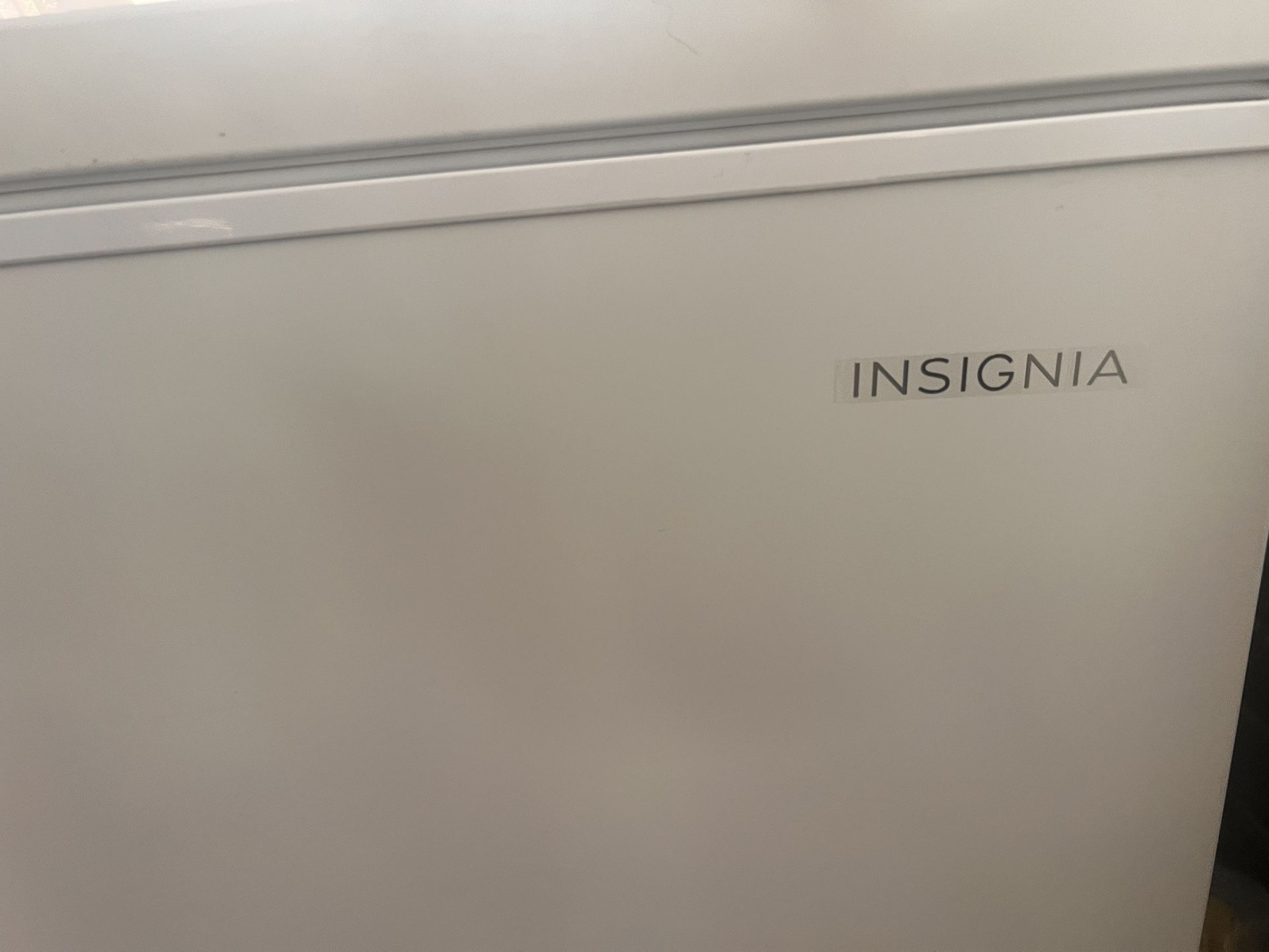 Insignia Chest Freezer
