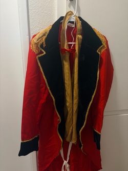 Men’s ringmaster costume