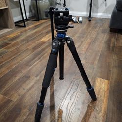 Video Camera Tripod