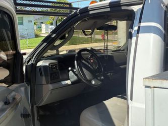 2004 Ford E350 Super Duty