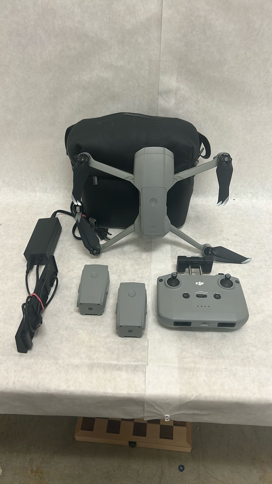 DJI Mavic air two fly Morisette, three batteries, three port, charging controller, camera and case