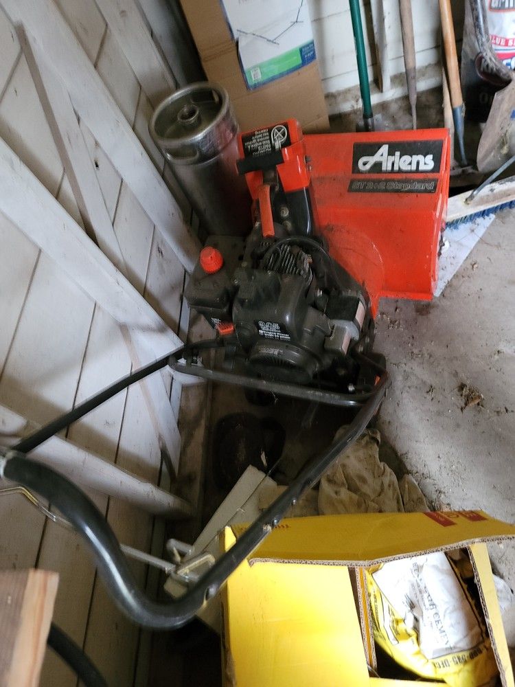 Ariens Snow blower