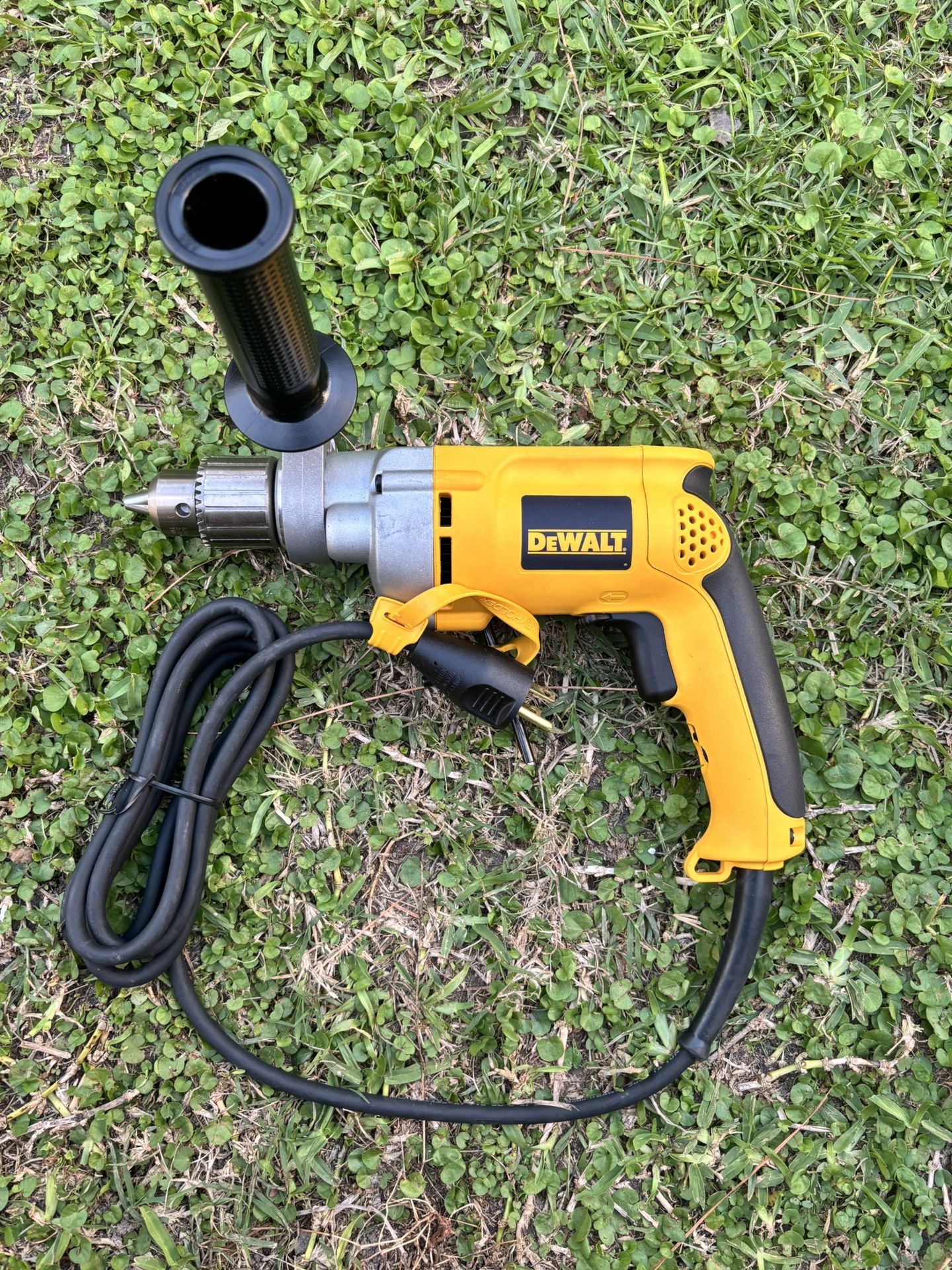 Dewalt 7.8 Amp Corded 1/2 In. Variable Speed Reversing Drill