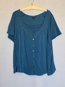 Torrid Women's Boho Peacock Blue Blouse Bell Sleeves Button Front - Plus Size 3