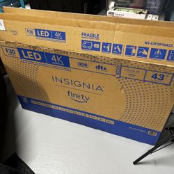 Insignia 43 Inch  4K LED