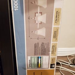 Brand New 3 Light Vanity Fixture