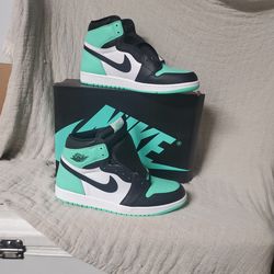 New Air Jordan 1's Retro High OG