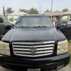 2005 cadillac escalate