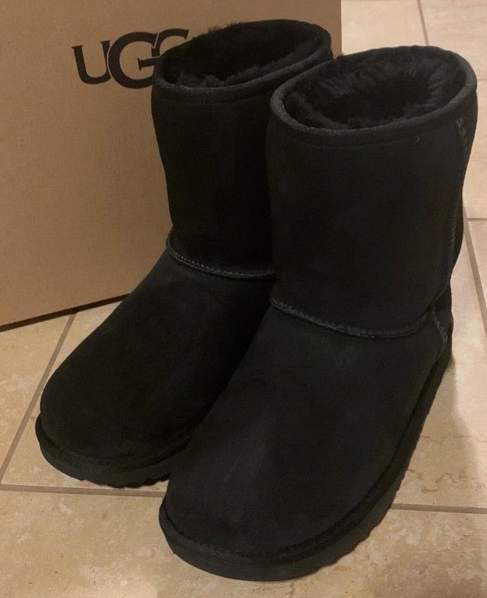 UGG boots, Winter Boots, Women's Boots Size 5