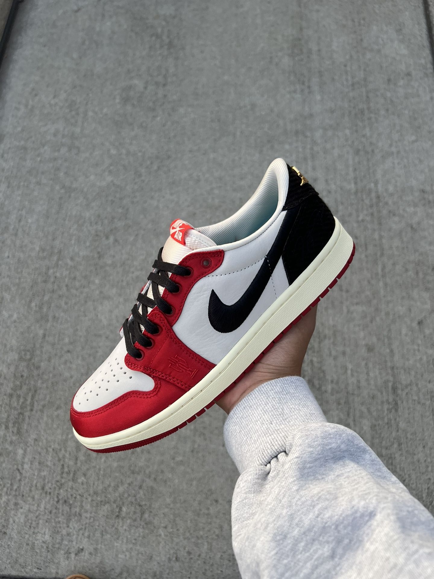 Jordan 1 Low “Trophy Room” - Size 9.5M