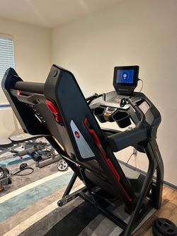 BOWFLEX TREADMILL EXCELLENT CONDITION