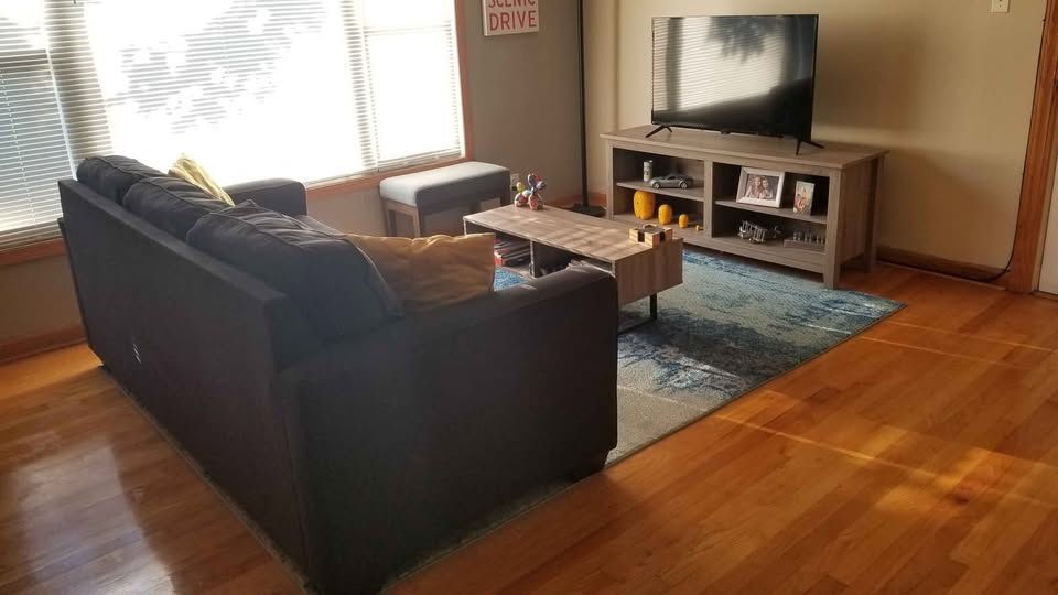 Living Room Set - Couch, Coffee Table, Tv Stand, Rug, Bench, Tv, Pillows And Lamp