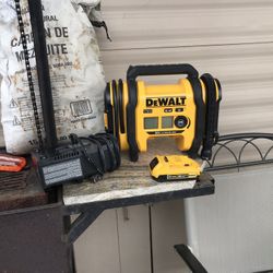 Dewalt Cordless Inflator 