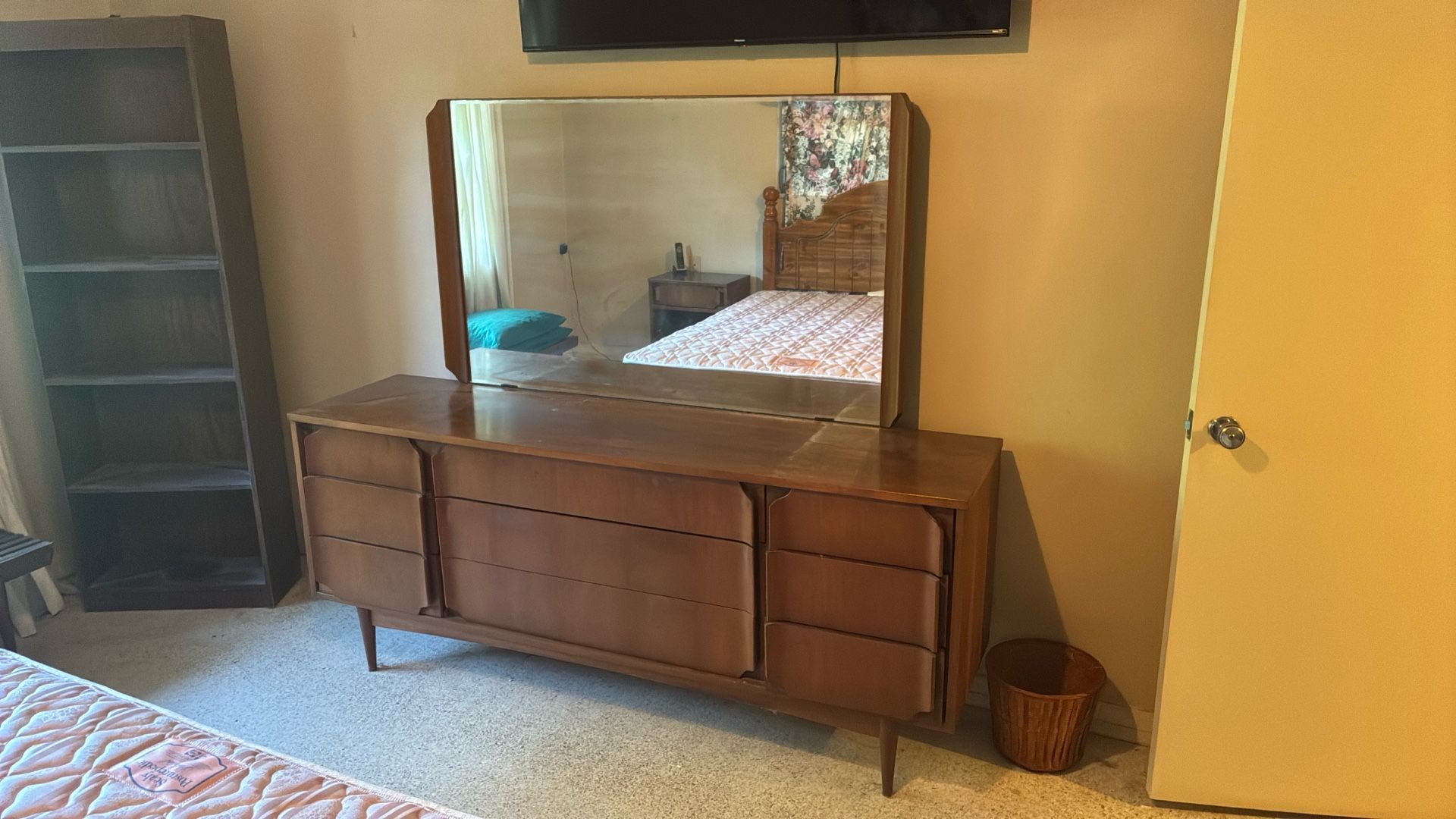 Mid Century Bedroom Set Dressers