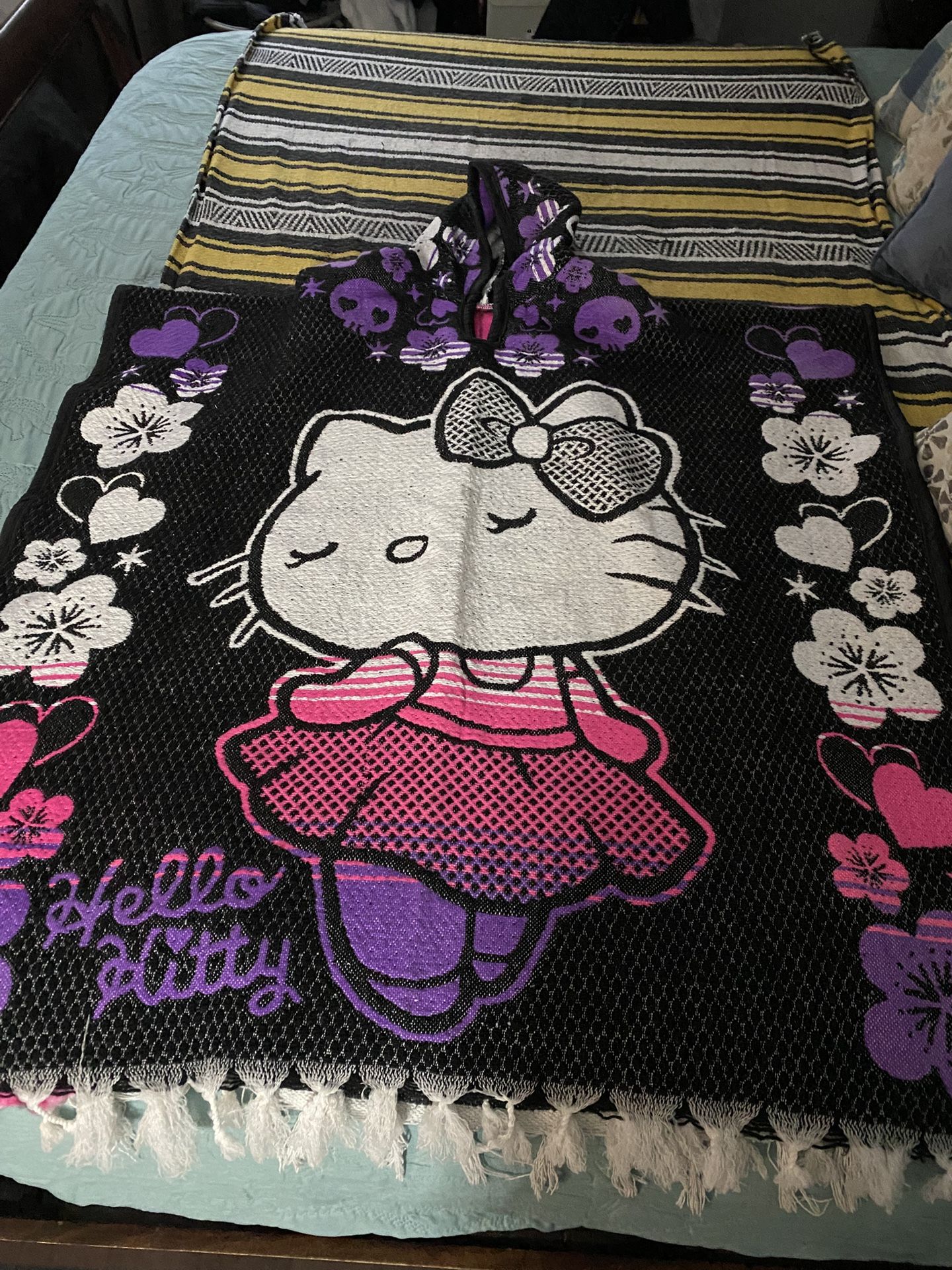 Hello Kitty / Lucha Libre