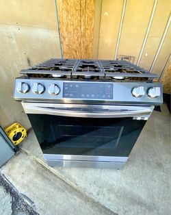 Samsung gas stove 5 burners black stainless & stainless st 30"