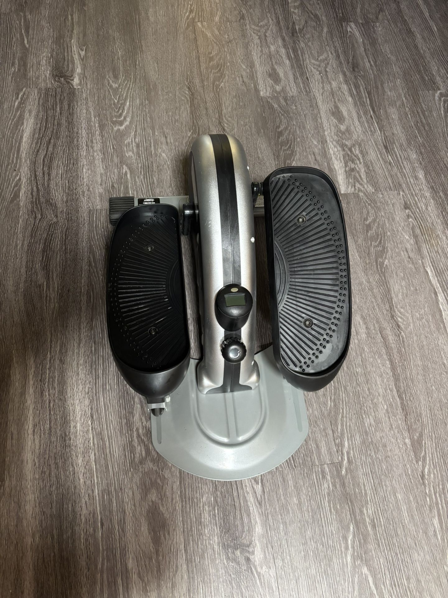 🚴‍♀️ In Motion Under Desk Elliptical