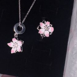 Pandora necklace and ring set 