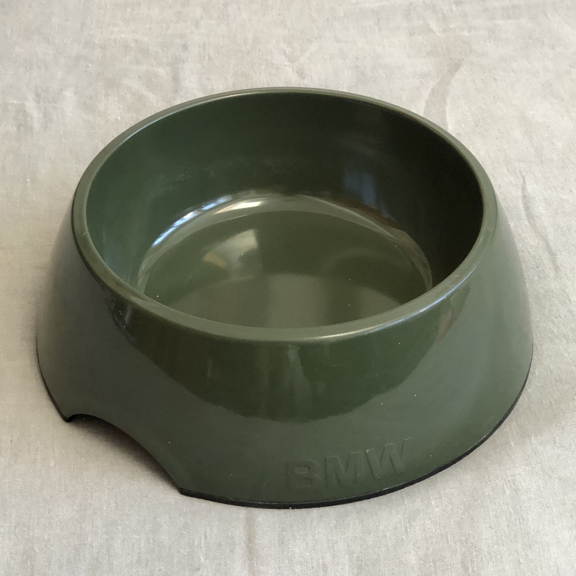 Large Dog Bowl BMW Feeding Drinking Pet Green Rubber Base Non-Slip (Silver Lake)