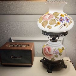 Vintage Milk Glass Parlor Lamp (working)