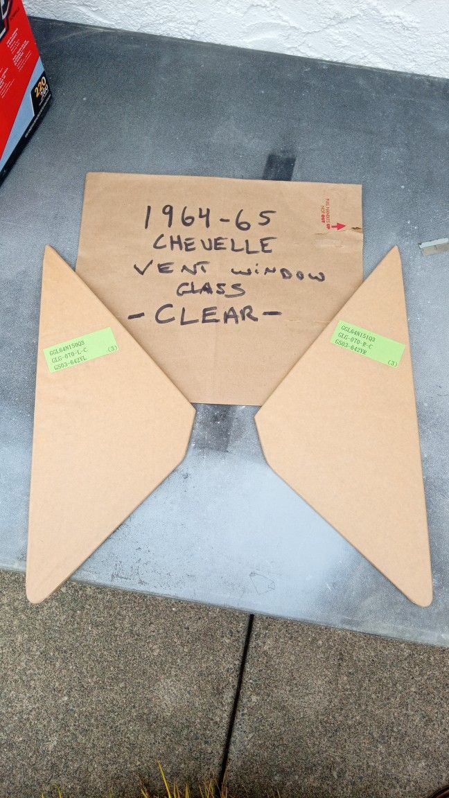1964-65 CHEVELLE - CLEAR - VENT WINDOW GLASS - BRAND NEW