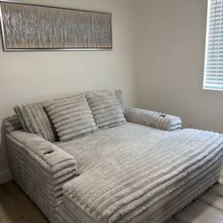 Oversized Cuddler Chaise 