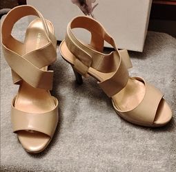 Woman heel size 6 1/2