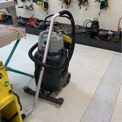 Advanced Commercial 20 Gallon Wet Dry Vacuum