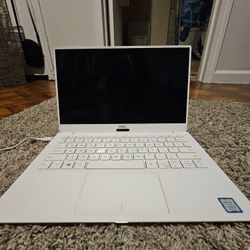 Dells XPS 13 Rose Gold