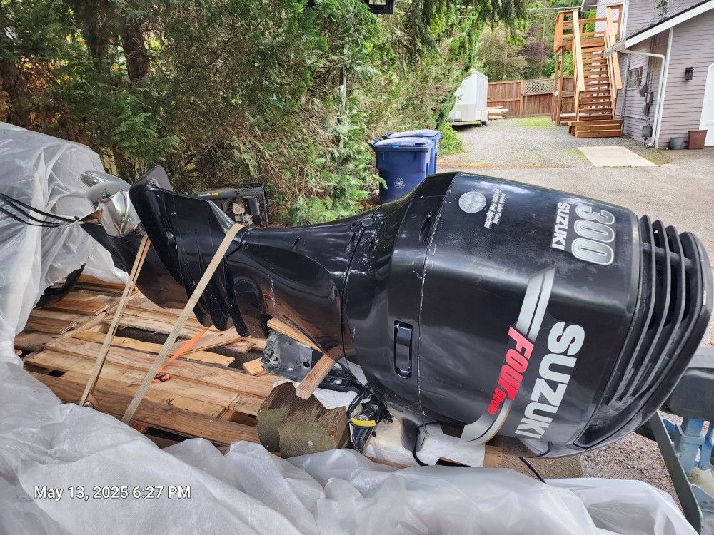 300hp Suzuki Outboards