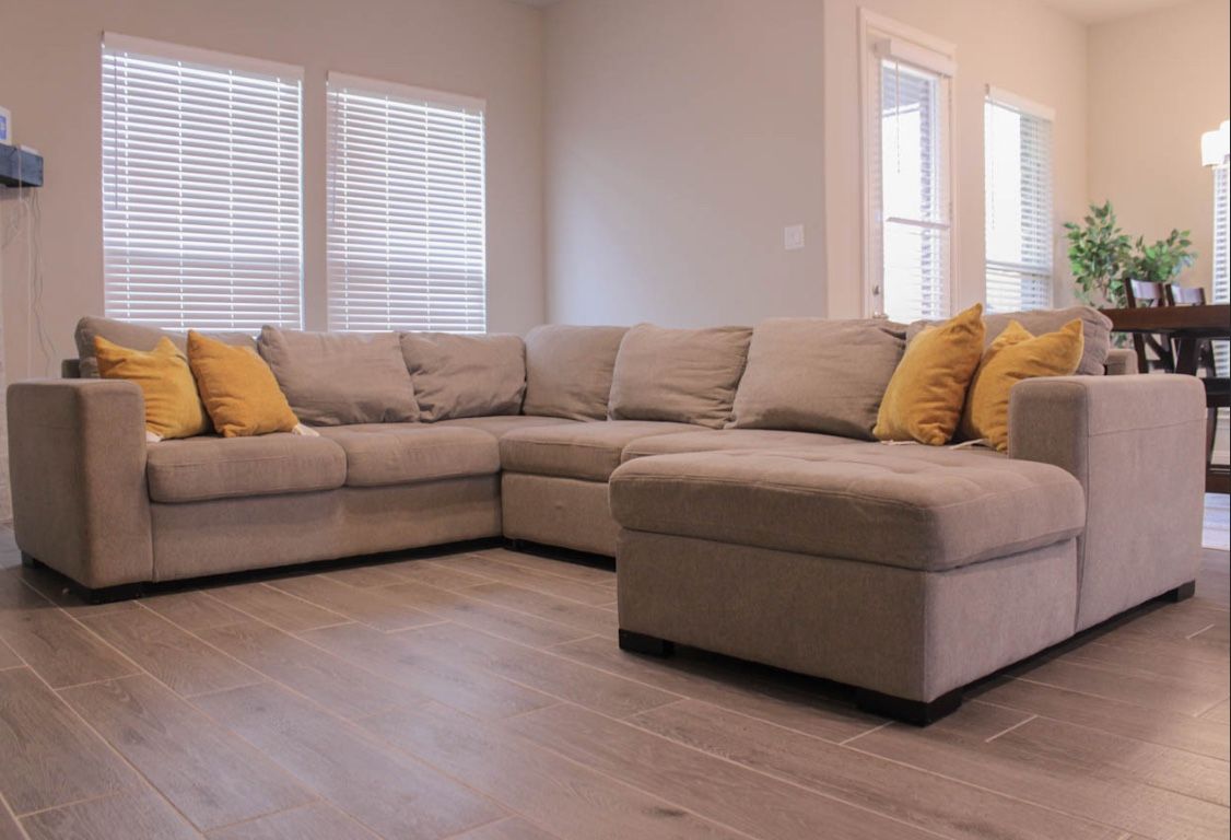 Grey sofa ( Nebraska Furniture Mart)