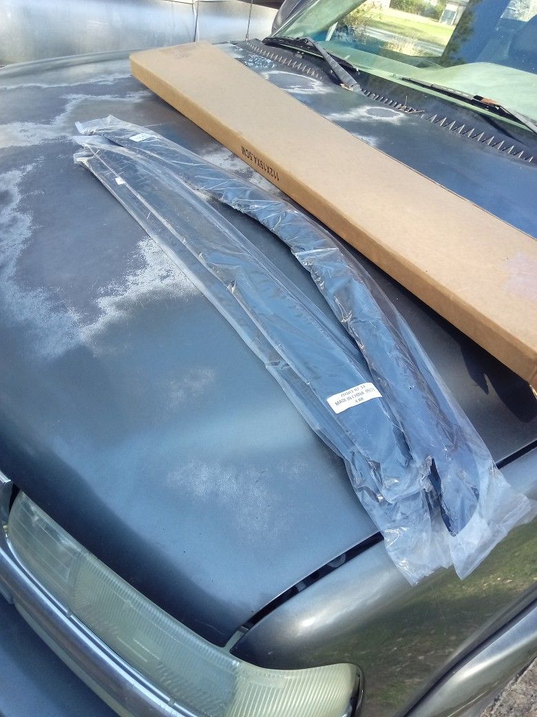 2007 - 2014 Tahoe Rain Guards