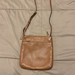 Michael Kors Crossbody Bag