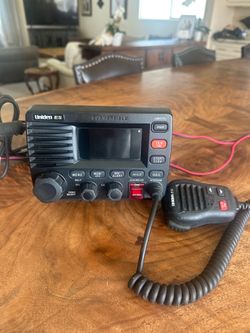 VHF Marin radio