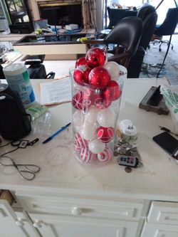25 Christmas Ornaments