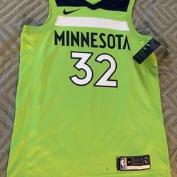 Minnesota T’Wolves KAT Jersey Sz44 (M)