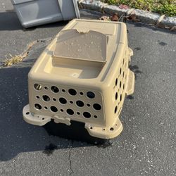 Small Dog/cat kennel