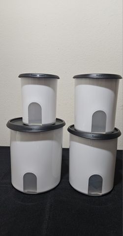 Tupperware Canister Set