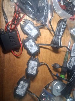 New 4 pod rock lights led