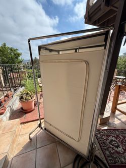Portable rolling closet