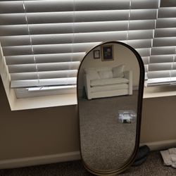 Mirror 
