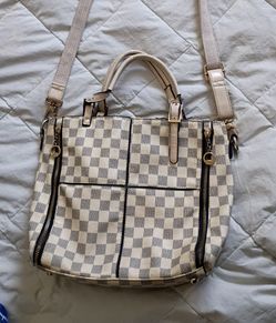 Melin Tianshi purse beige.