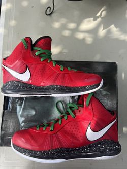 NIKE LEBRON 8 V2 CHRISTMAS SIZE 12
