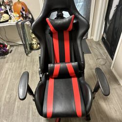 Used Gaming Chair (hardly Used)